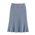 Eleganter graublauer Satin-Midirock mit breitem Spitzenbund und A-Linien-Silhouette - S / Hellblau