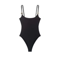 Elegante bañador negro de una pieza con corte alto y hebillas metálicas en forma de rosa - XS / Negro