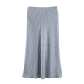 Elegante gonna midi in raso blu grigio chiaro a pois bianchi su uno sfondo bianco pulito - XS / Sodalite Blu