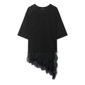 Top nero da donna a girocollo con orlo asimmetrico in pizzo per un look sofisticato - Nero