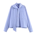 Hellviolettes Langarmhemd mit Schluppe am Ausschnitt und Brusttasche Flachbild - XS / Hellblau