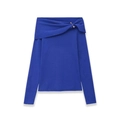 Pull en maille bleu roi à épaules dénudées avec nœud torsadé et broche dorée - S / Bleu