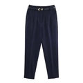 Pantalón de mujer azul marino de talle alto con cinturón fino y hebilla dorada en C - XS / Azul marino