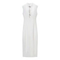 Vestido midi blanco sin mangas con cuello alto y hebillas plateadas en fondo neutro - S / Blanco