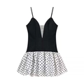 Abito patchwork da donna con scollo a V, top nero e gonna bianca a pois - S / Patchwork Nero e Bianco
