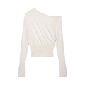 Pull en maille crème à épaule dénudée avec taille côtelée et boutons décoratifs - S / Blanc laiteux