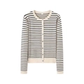 Détail d'un cardigan rayé montrant le col rond, les boutons et la texture de la maille douce - S / Rayé Manches Longues