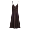 Elegantes schokoladenbraunes Satin-Midikleid mit Spitzendetails und schmalen Trägern - XS / Dunkelbraun