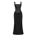 Elegantes schwarzes Satin-Maxikleid mit strukturiertem Korsett-Top und Taillendrappierung - S / Schwarz