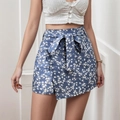 Pantaloncini a vita alta a fiori blu navy con fiocco laterale regolabile per l'estate - XS / Blu