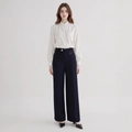 Eleganti pantaloni blu navy a vita alta con bottoni dorati e camicia color crema - S / Nero