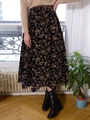 Gonna midi a trapezio a fiori con elastico in vita e stampa floreale gialla vintage - S / Nero