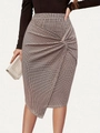 Elegant high-waisted houndstooth pencil skirt with twist front and asymmetric hem - S / Khaki