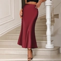 Jupe midi élégante en satin bordeaux avec taille haute et silhouette sirène soyeuse - XXL / Rouge