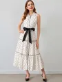 Robe longue blanche à pois sans manches avec ruban noir et jupe à plusieurs niveaux - S / Blanc