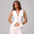 Elegante witte mouwloze top met kantwerk, vetersluiting aan de voorkant en geschulpte kraag - S / Wit