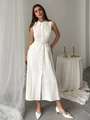 Elegantes weißes ärmelloses Hemdkleid mit Gürtel und Perlenknöpfen für Damen - S / Weiß