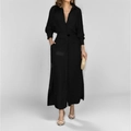 Elegante abito lungo nero a maniche lunghe con scollo a V, bottone e spacco laterale - Taglia S / Nero