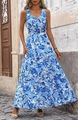 Detailansicht des blau-weißen Maxikleids mit V-Ausschnitt, Blumenmuster und Stufenrock - S / Blaue Blume