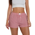 Primer plano de pantalones cortos de cuadros rojos y blancos con cintura elástica y botón - Rojo