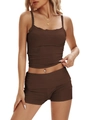 Détail du caraco marron foncé avec bordure en dentelle et short à taille haute assorti - Brun Foncé