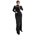 Elegantes schwarzes Langarmkleid mit Schlitz, Strassverzierungen und Mesh-Hals-Detail - S / C7297-Schwarz