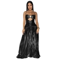 Dettaglio del vestito lungo nero metallizzato con scollatura cut-out e fibbia perlata - S / Nero