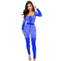 Detailansicht des königsblauen Jumpsuits mit Mesh, Strassmustern und seitlichen Ausschnitten - S / Blau