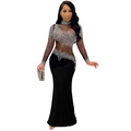 Detail des transparenten Mesh-Oberteils mit glitzernden Strasssteinen am schwarzen Abendkleid - S / Schwarz