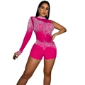 Détail du combishort rose fuchsia à une épaule avec strass et manche en maille - S / Rouge Rose