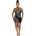 Detail von schwarzem Bodycon-Kleid mit Hot-Fix-Steinchen und Keyhole-Ausschnitt - S / Schwarz