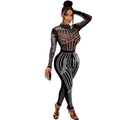 Detail eines schwarzen Mesh-Jumpsuits mit silbernen Strass-Geometriemustern und langen Ärmeln - S / Schwarz