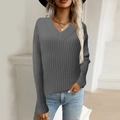 Jersey de punto gris oscuro con cuello de pico y manga larga con textura de canalé fino - S / Gris
