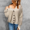 Cárdigan de punto beige para mujer con cuello en V, botones oscuros y corte holgado - S / Albaricoque