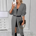 Damen Strickjacke in Grau, mittellang mit V-Ausschnitt und langen Ärmeln für den Herbst - S / Grau
