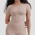 Camiseta moldeadora sin costuras para mujer en color nude con cuello redondo suave - S / Color Piel