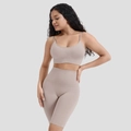 Conjunto de yoga sin costuras color topo con sujetador deportivo y shorts de canalé - S / Color Piel