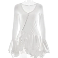 Elegante mini abito bianco a maniche lunghe con scollo a V, bottoni diagonali e volant - Taglia S / Bianco
