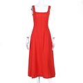 Vue détaillée d'une robe trapèze rouge sans manches avec des coutures verticales très élégantes - XS / Rouge