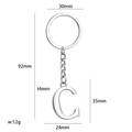 Portachiavi in metallo argento con ciondolo lettera C lucido e dimensioni complete - Lettera Argento C