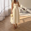 Vestido midi de jacquard en color crema con elegantes texturas florales en relieve - M / Albaricoque