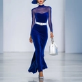 Donkerblauwe fluwelen jumpsuit met transparante mesh mouwen en sprankelende riemset - S / Koningsblauw
