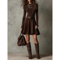 Elegante vestido de ante marrón oscuro de manga larga con cinturón y botas - S / Marrón Oscuro