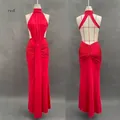 Détails de la robe dos nu rouge avec tissu froncé et lanières croisées dans le dos - S / Robes / Rouge