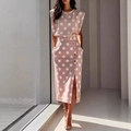 Completo due pezzi da donna con top senza maniche a pois e gonna con spacco e bottoni dorati - S / Rosa