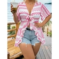 V-hals strandtop met roze en witte geometrische print en striksluiting aan de voorzijde - 1XL / Roze