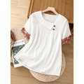 T-shirt etnica bianca con polsini ricamati e bottoni in legno con vestibilità rilassata - XL / Bianco