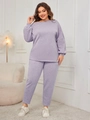 Detail of plus size lilac two-piece loungewear set with soft knitted fabric and lantern sleeves - XL / Purple
