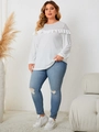 Witte blouse met lange mouwen, kanten details, ruches en transparant gebreid kant voor dames - XL / Wit