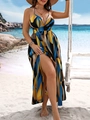 Nahaufnahme des Maxikleids mit geometrischem Print, hohem Seitenschlitz und Strand-Stil - 1XL / Blau